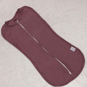 Comfy cubs Easy Zipper Swaddle Blankets Mauve large 14-18 lbs
